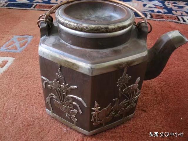 中华茶文化——茶壶。