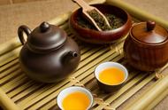 家庭泡茶指南：无需茶楼体验，四个技巧帮你泡出美味茶饮
